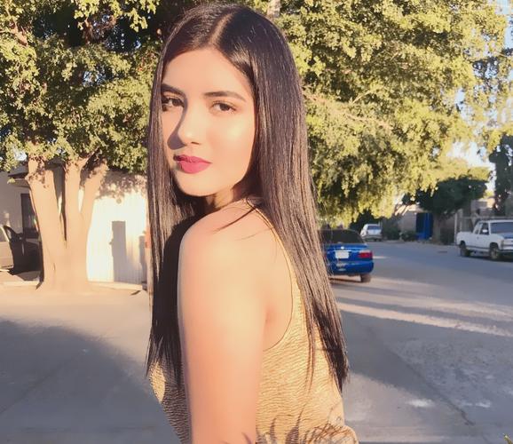Mia